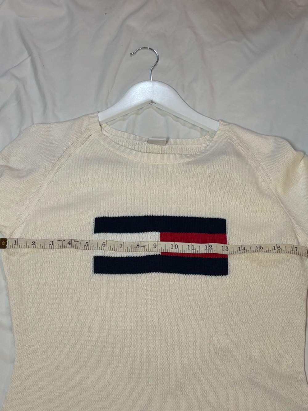 Tommy Hilfiger Children’s Cream Crewneck Sweater with Signature Flag, Size L - Picture 5 of 7